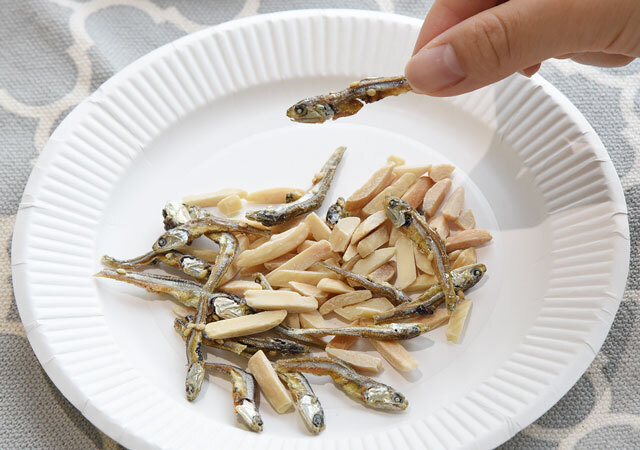 とまらないアーモンド小魚